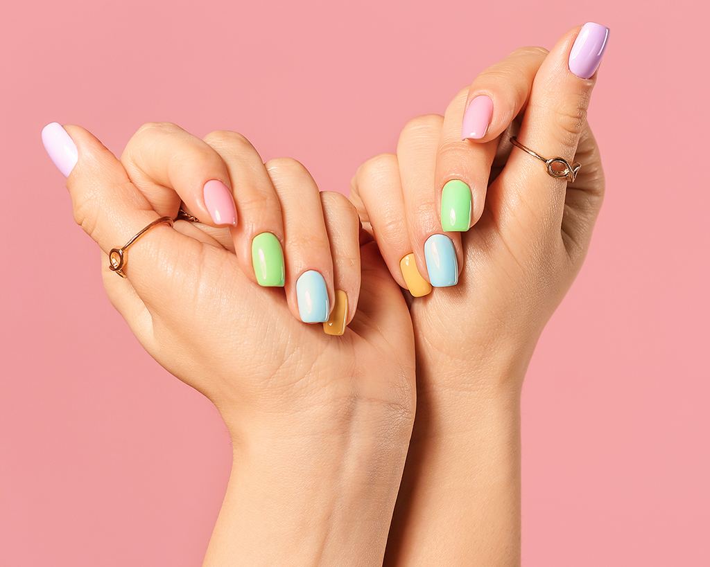 How to Paint Your Nails With Your Non-Dominant Hand | Makeup.com